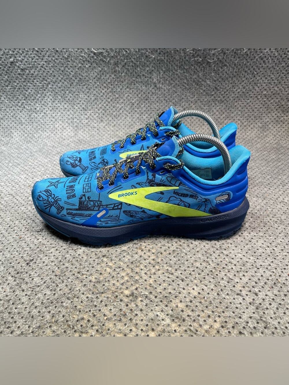 Brooks Launch 9 Boston Blue Running Shoes Size 8.5 Womenβs